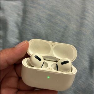 Apple AirPods